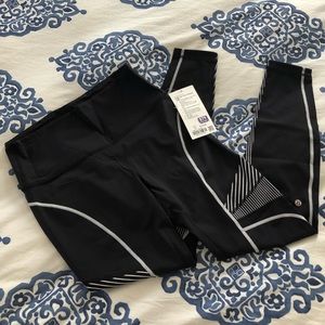 Lululemon Channel Your Energy Tight- NWT